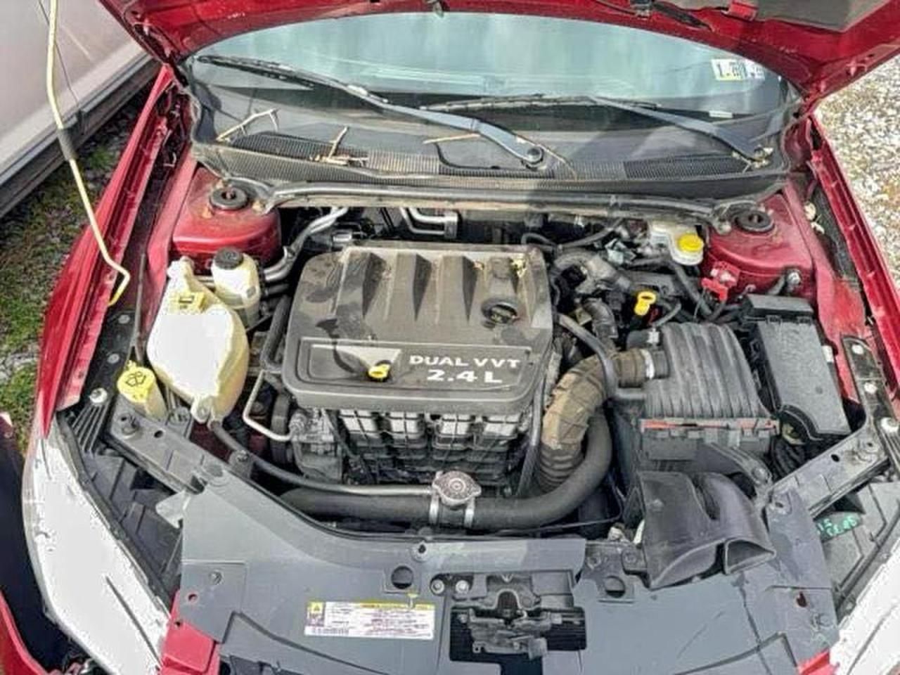 2013 Chrysler 200 Lx - Фото 7