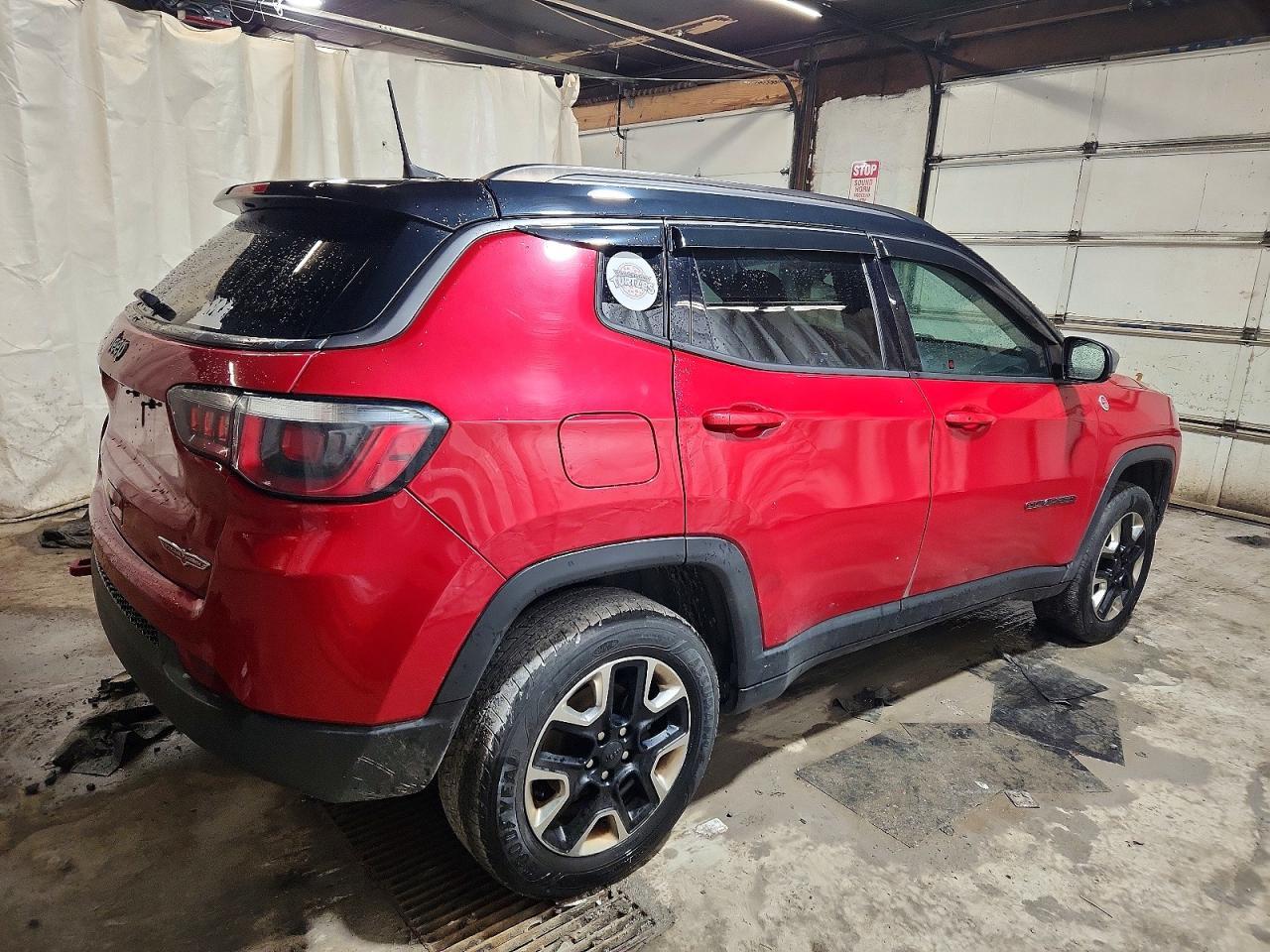 2017 Jeep Compass Trailhawk - Image 3