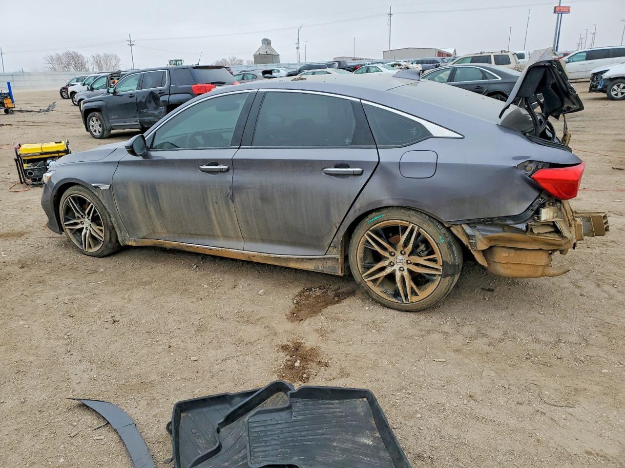2021 Honda Accord Touring - Image 2