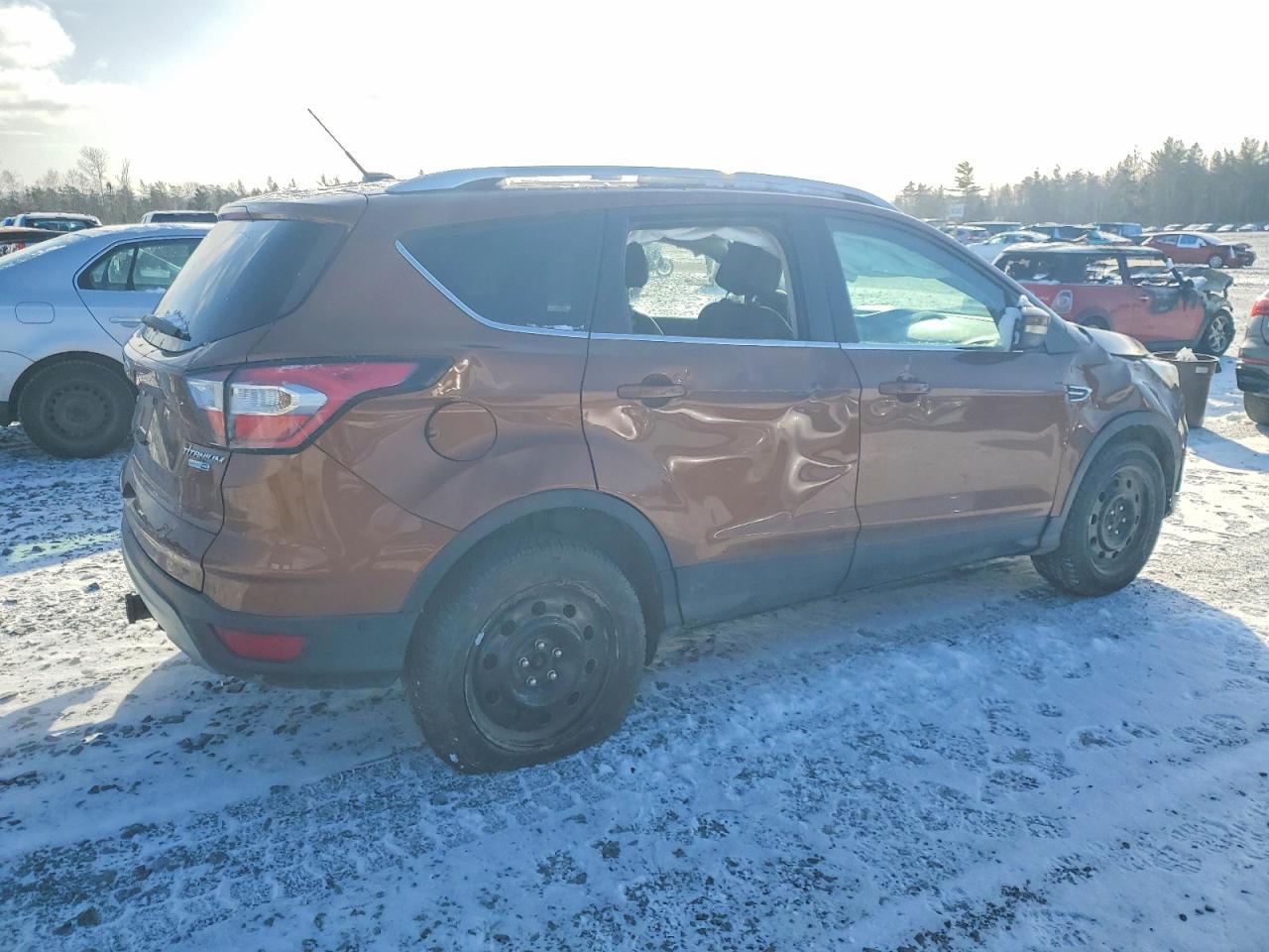 2017 Ford Escape Titanium - Фото 3