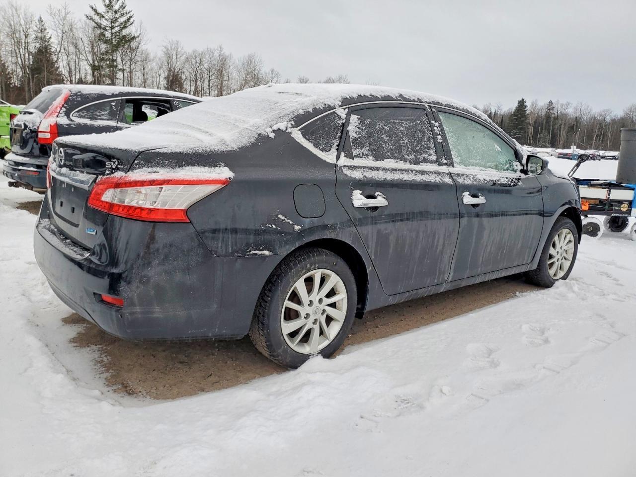 2015 Nissan Sentra S - Фото 3