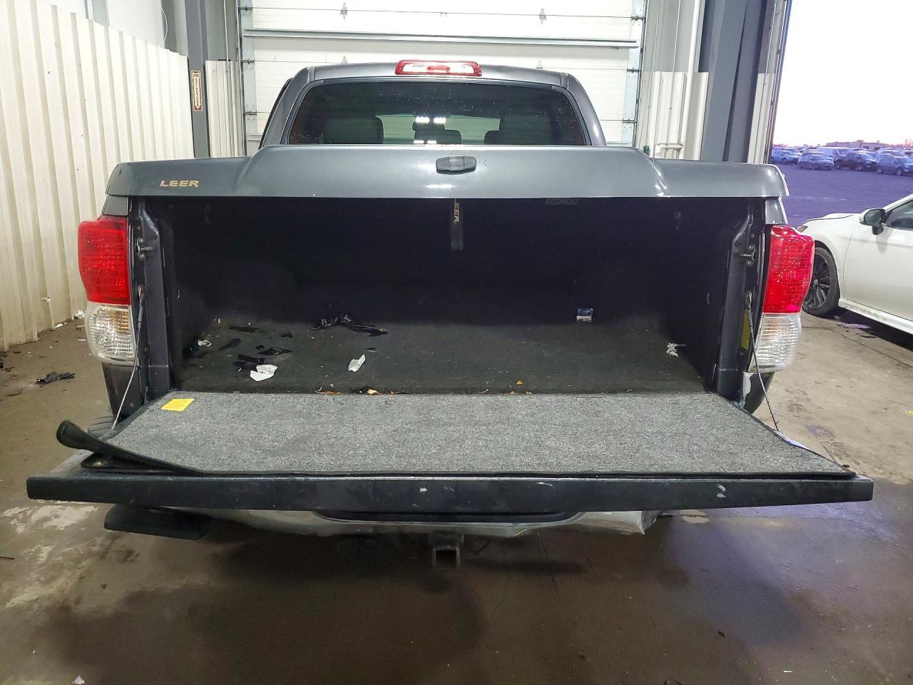 2011 Toyota Tundra Crewmax Limited - Фото 6