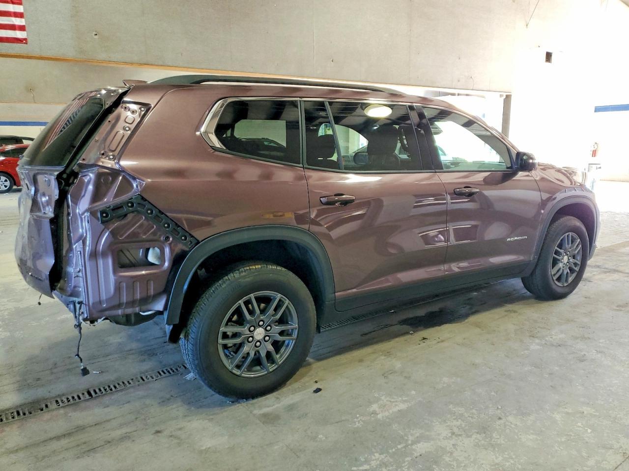 2025 GMC Acadia Elevation - Image 3