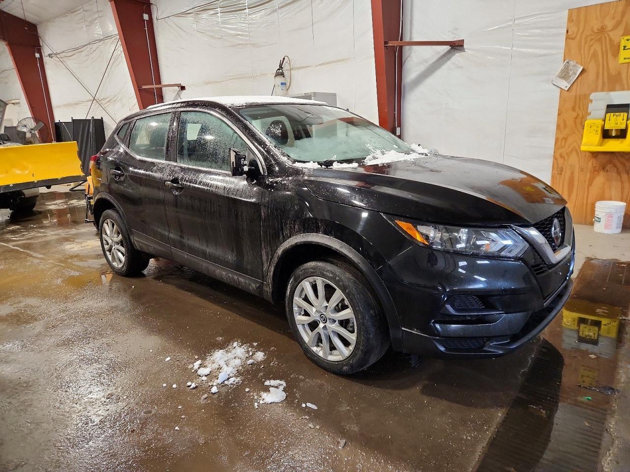 2021 Nissan Rogue Sport S - Фото 4
