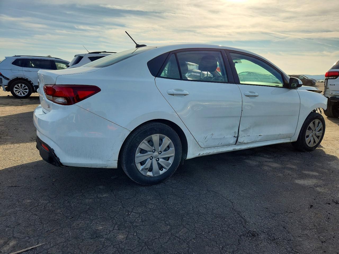 2020 Kia Rio S - Фото 3