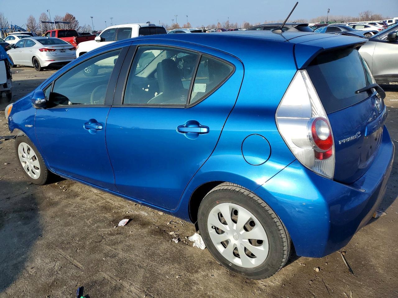 2012 Toyota Prius C - Image 2