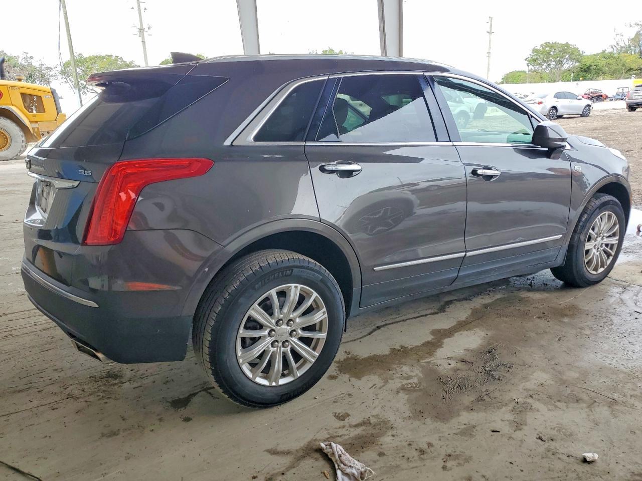 2019 Cadillac Xt5 - Фото 3