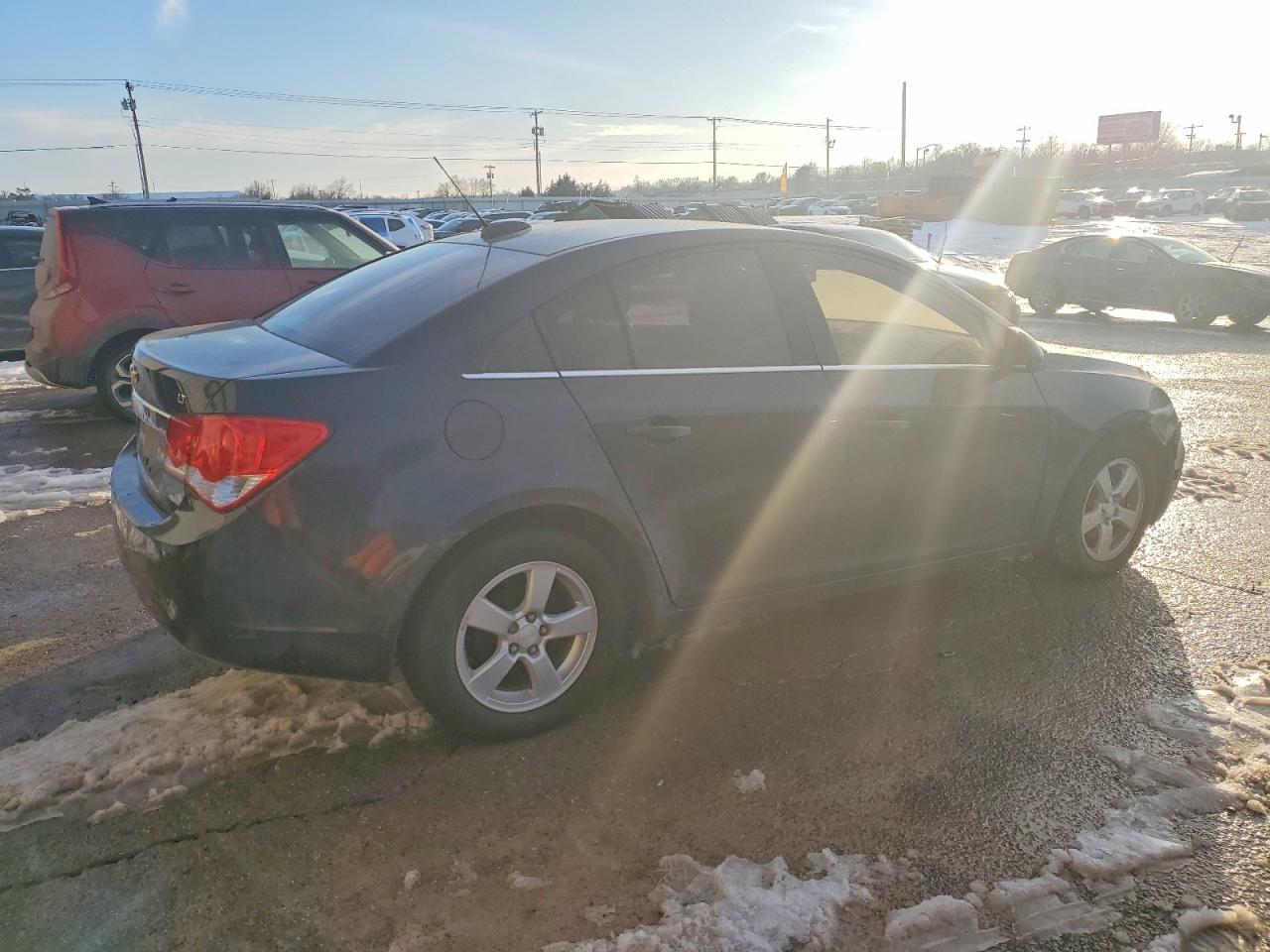 2016 Chevrolet Cruze - Image 3
