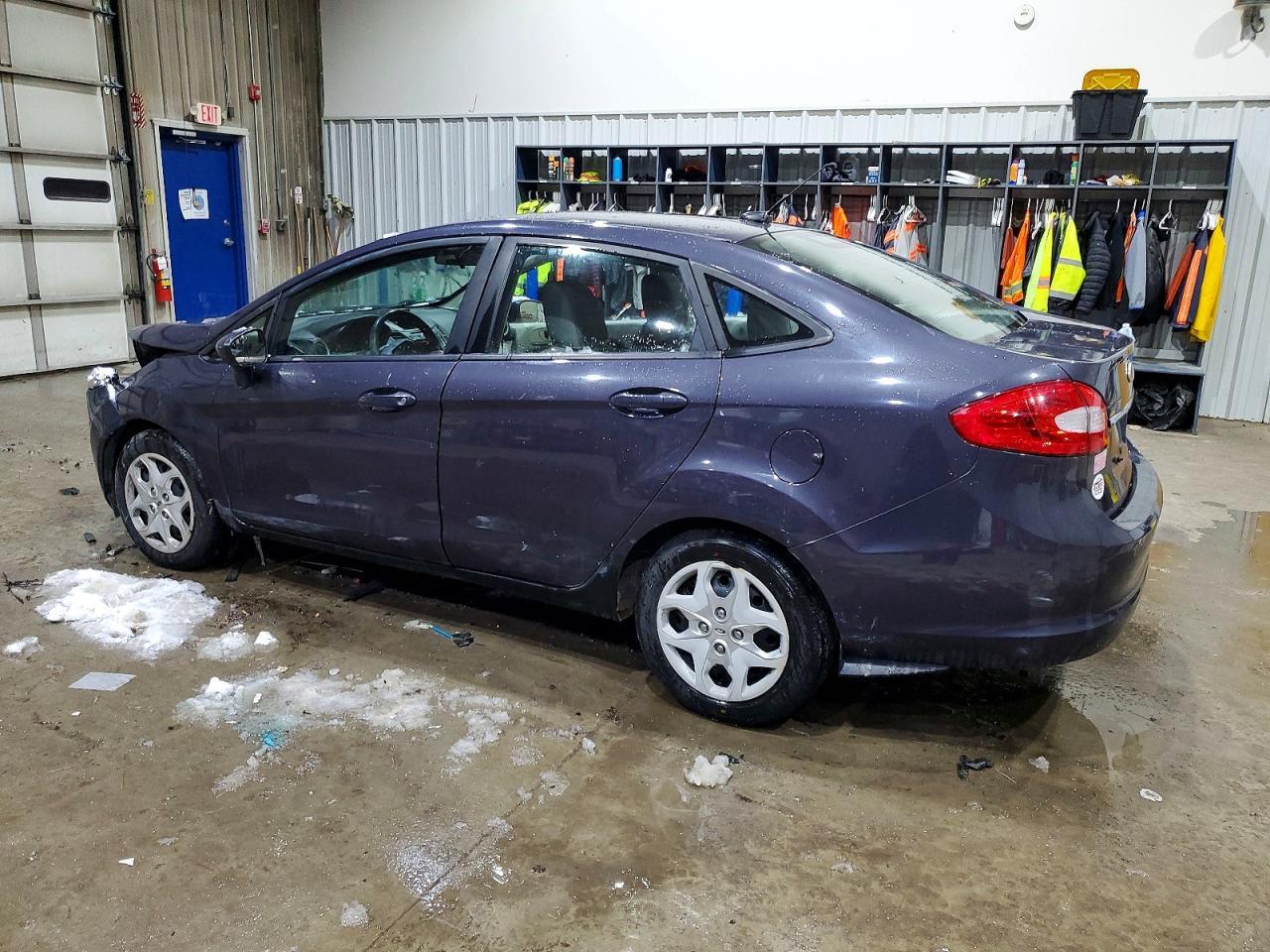 2012 Ford Fiesta S - Image 2