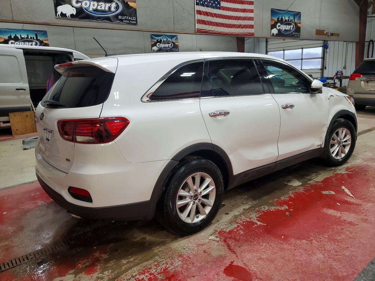 2019 Kia Sorento L - Фото 3