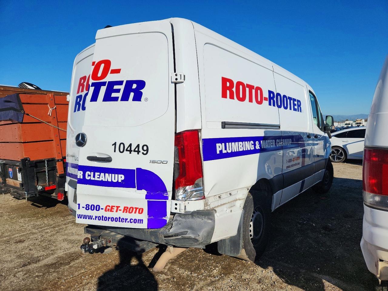 2021 Mercedes Benz Sprinter 1500 Utility / Service Van - Image 3