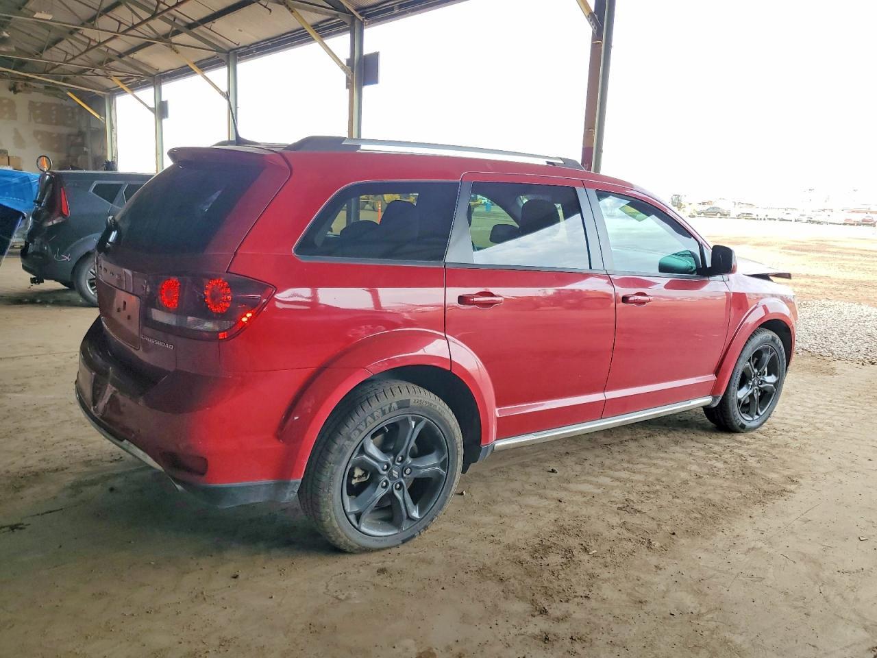 2018 Dodge Journey Crossroad - Фото 3