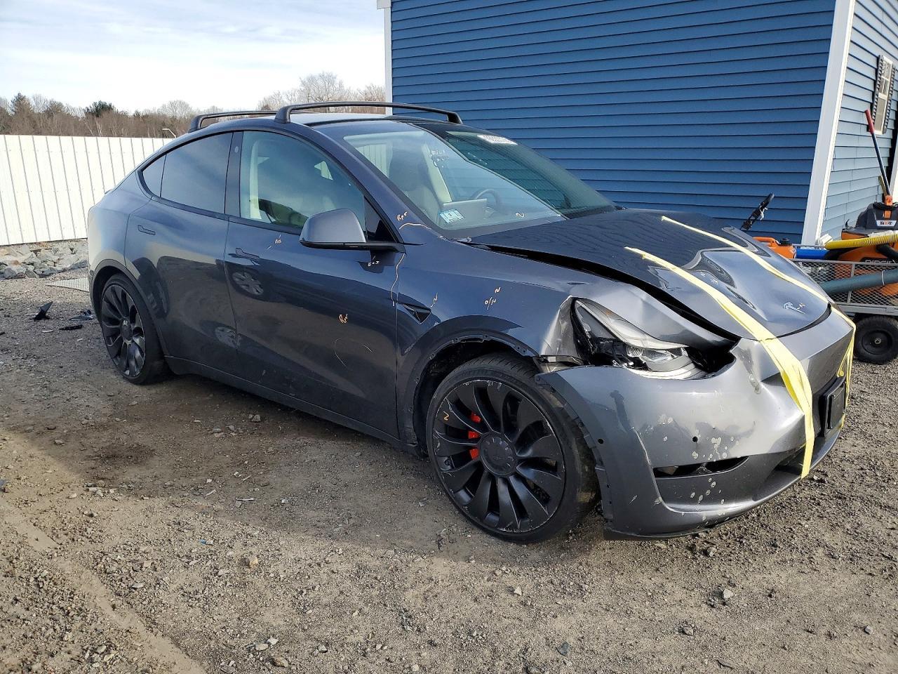 2023 Tesla Model Y - Фото 4