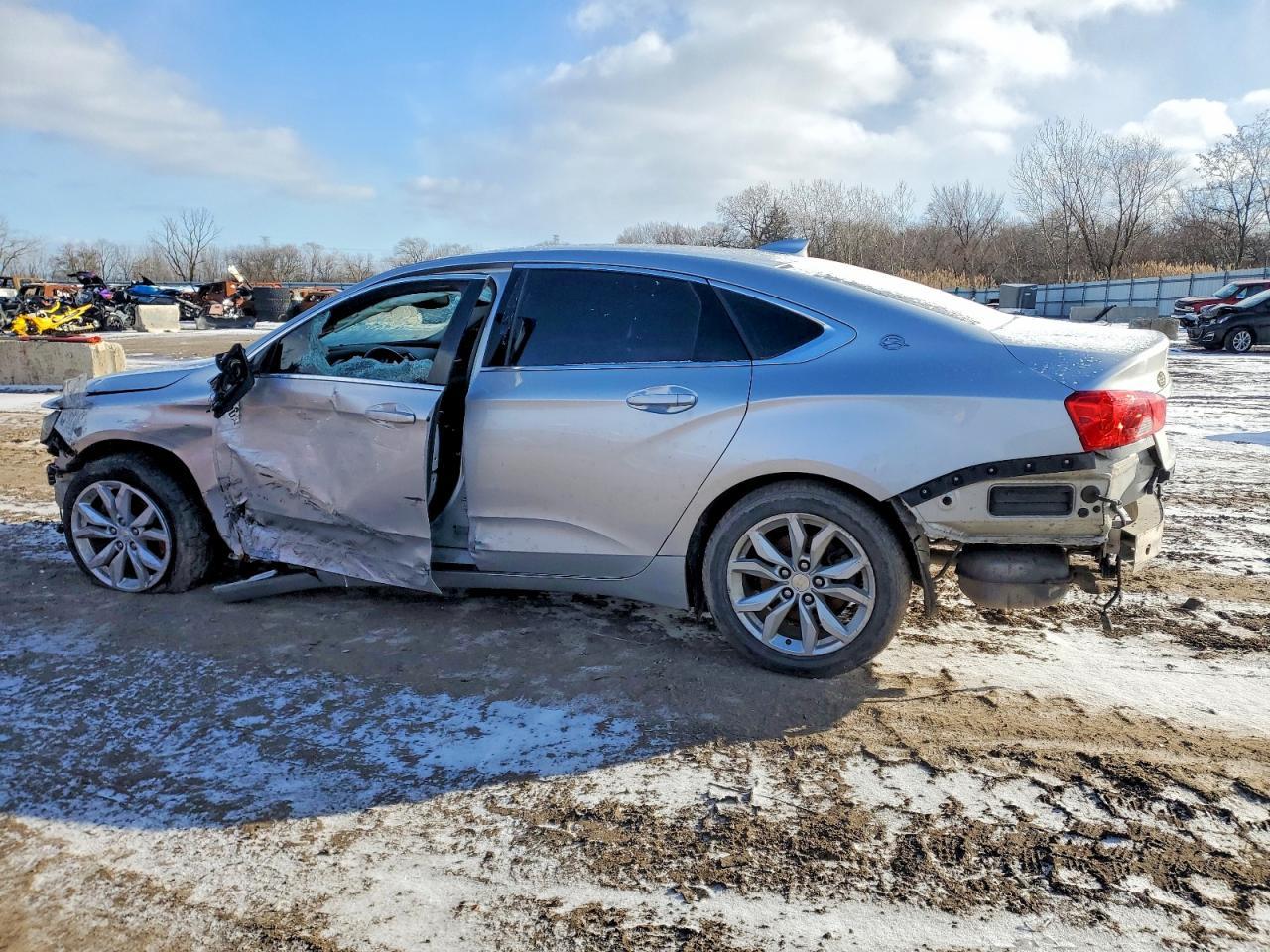 2016 Chevrolet Impala Lt - Фото 2