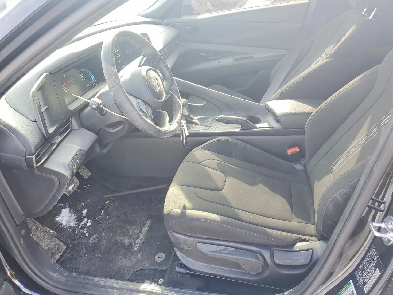 2025 Hyundai Elantra Sel Sport - Image 7