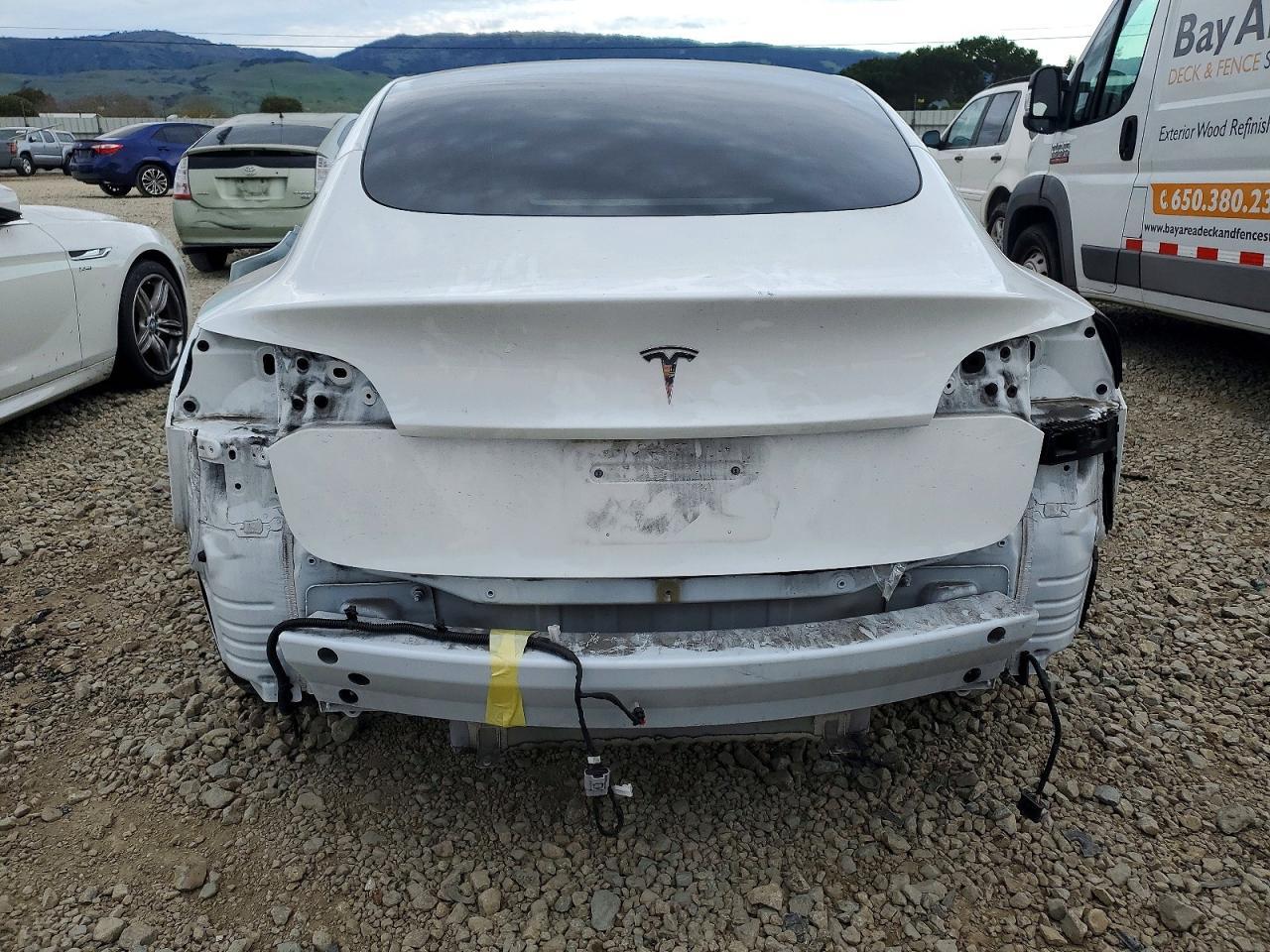2023 Tesla Model 3 - Фото 6