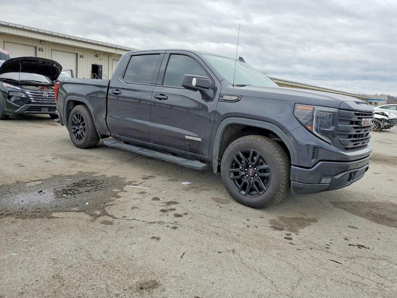 2024 GMC Sierra K1500 Elevation - Image 4