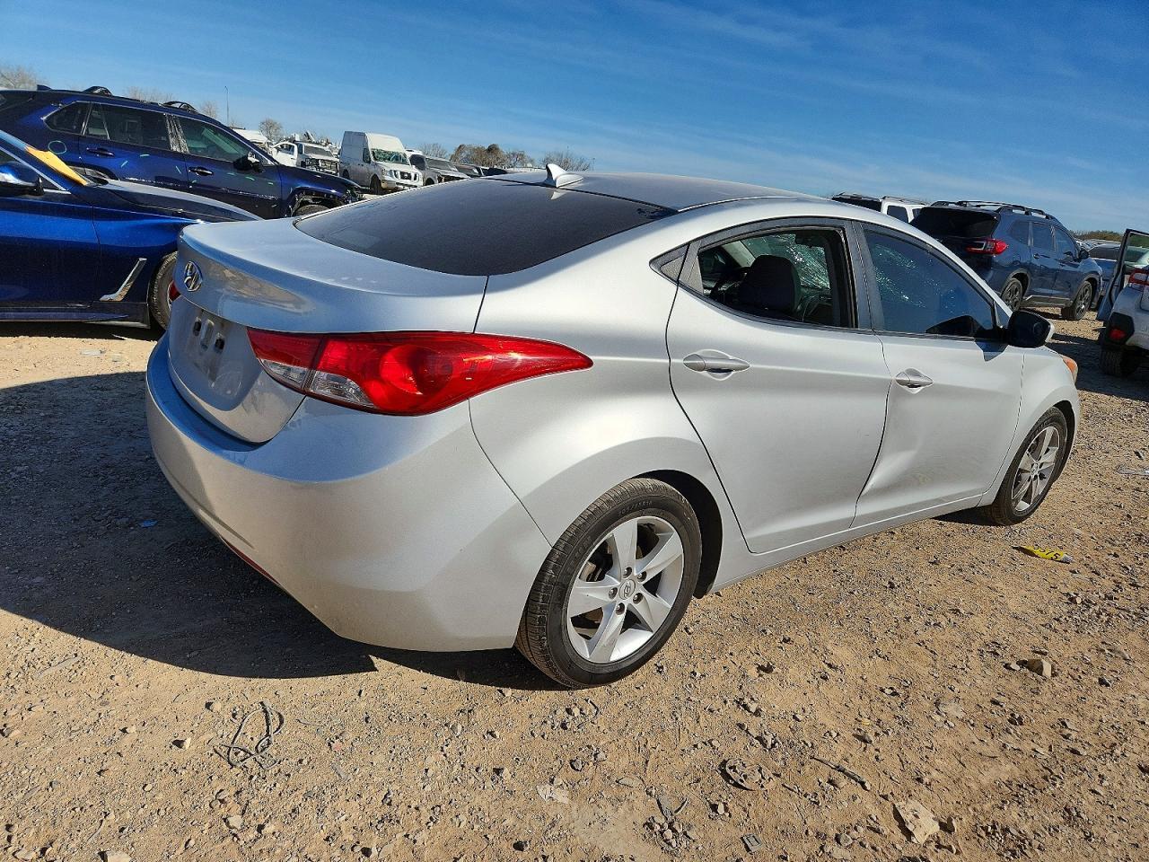 2012 Hyundai Elantra Gls - Image 3