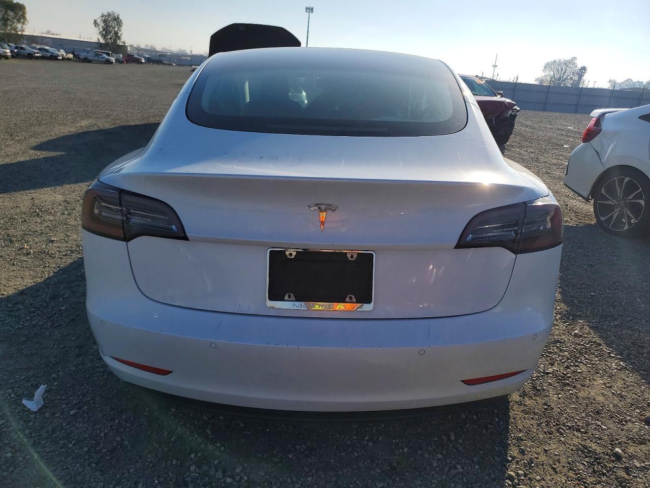 2021 Tesla Model 3 - Фото 6