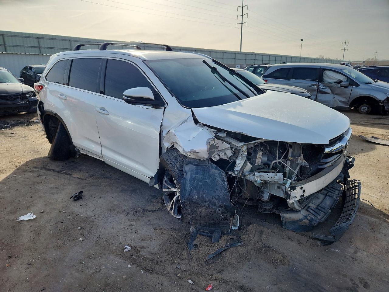 2016 Toyota Highlander Xle - Фото 4