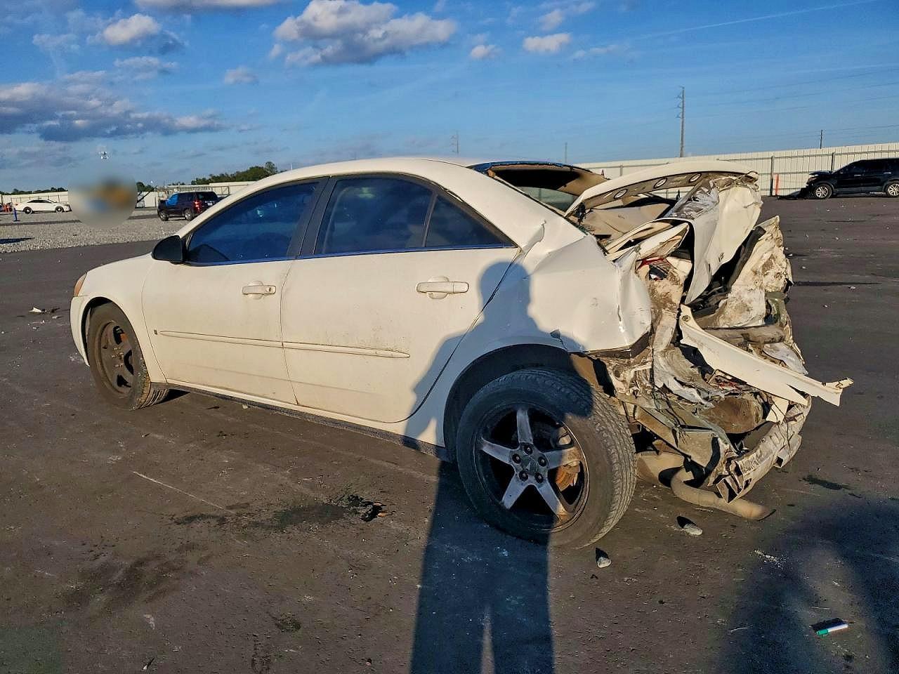 2007 Pontiac G6 Base - Image 2