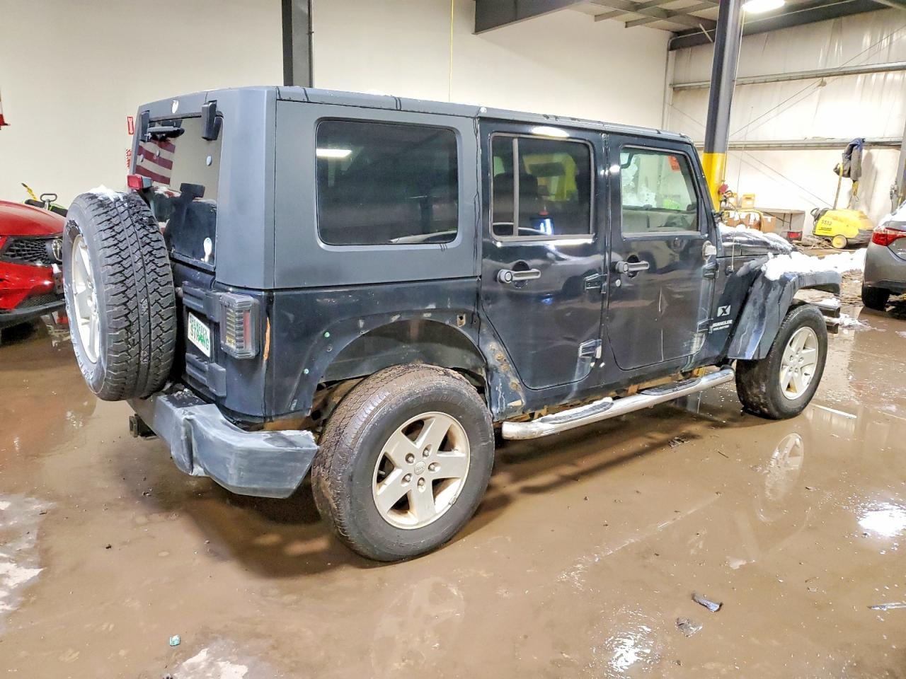 2009 Jeep Wrangler Unlimited X - Image 3