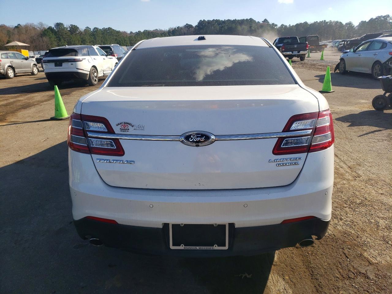 2014 Ford Taurus Limited - Фото 6