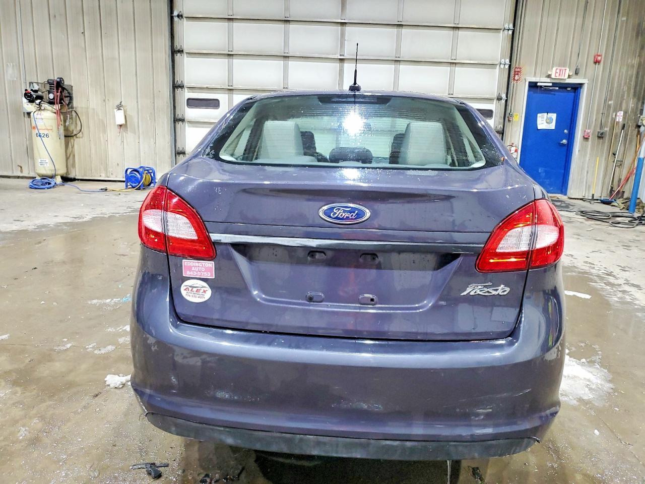 2012 Ford Fiesta S - Image 6