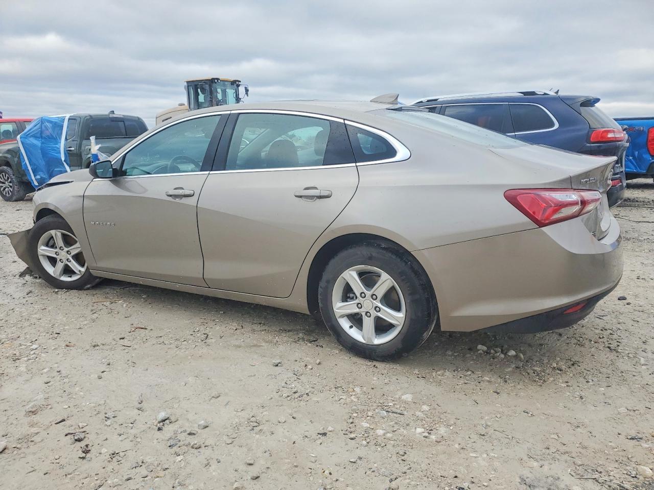 2022 Chevrolet Malibu Lt - Фото 2