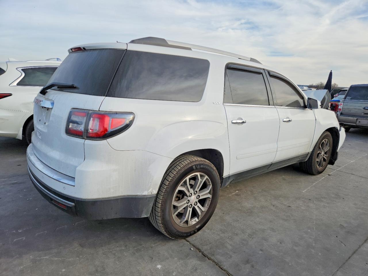 2016 GMC Acadia Slt-1 - Image 3