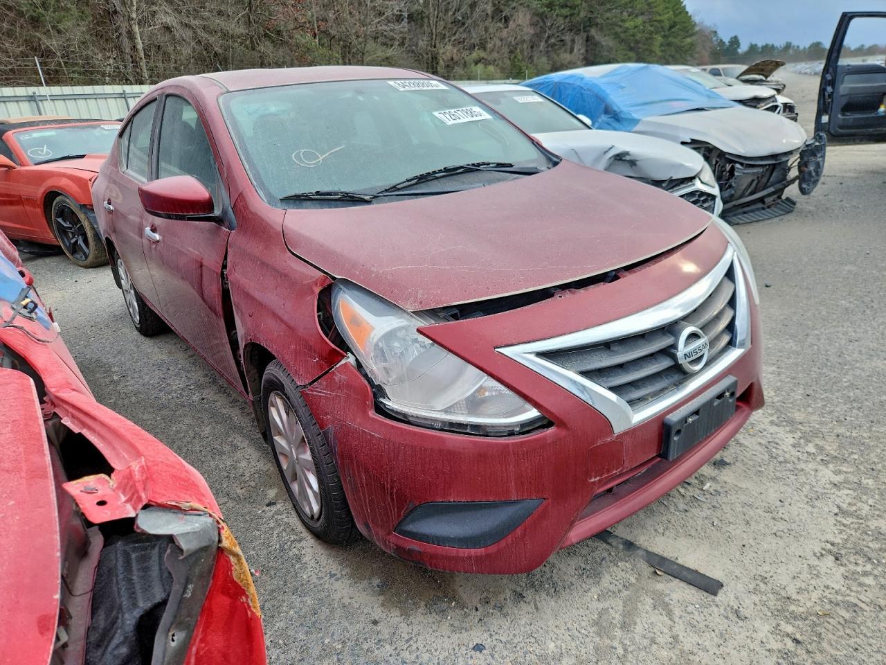 2017 Nissan Versa S - Фото 4