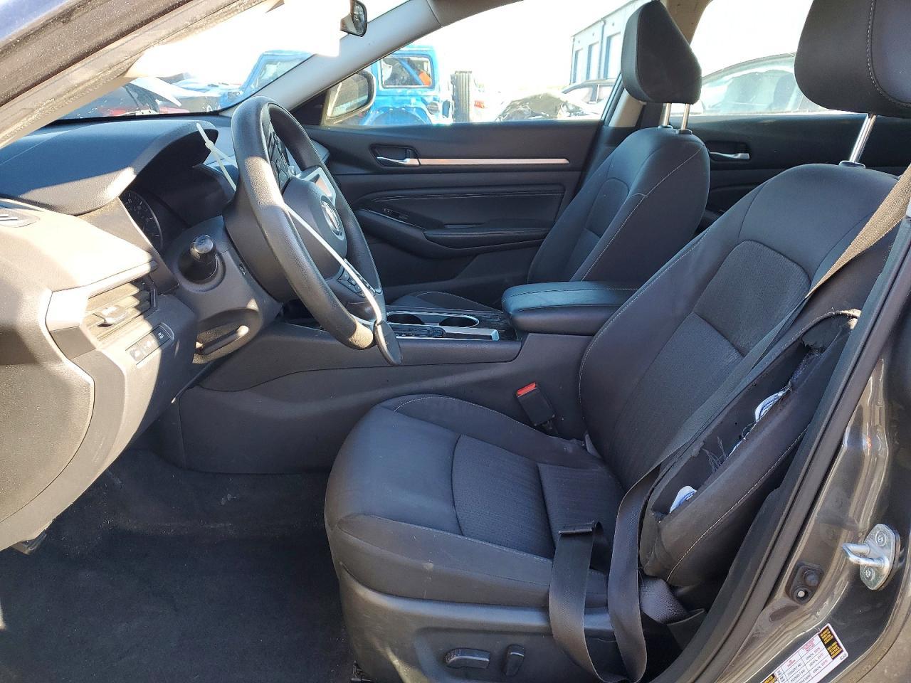 2021 Nissan Altima Sv - Image 7