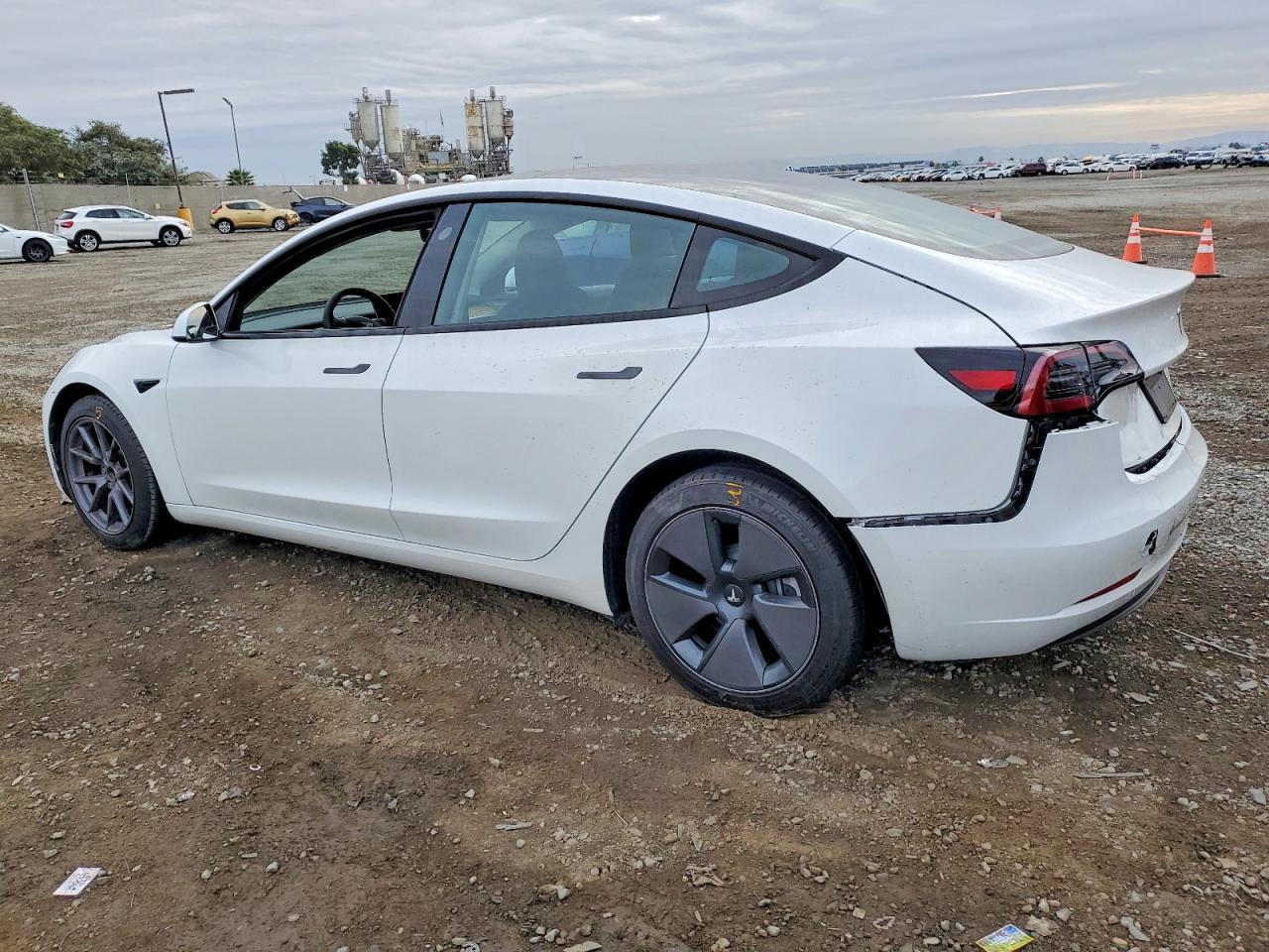 2023 Tesla Model 3 - Image 2