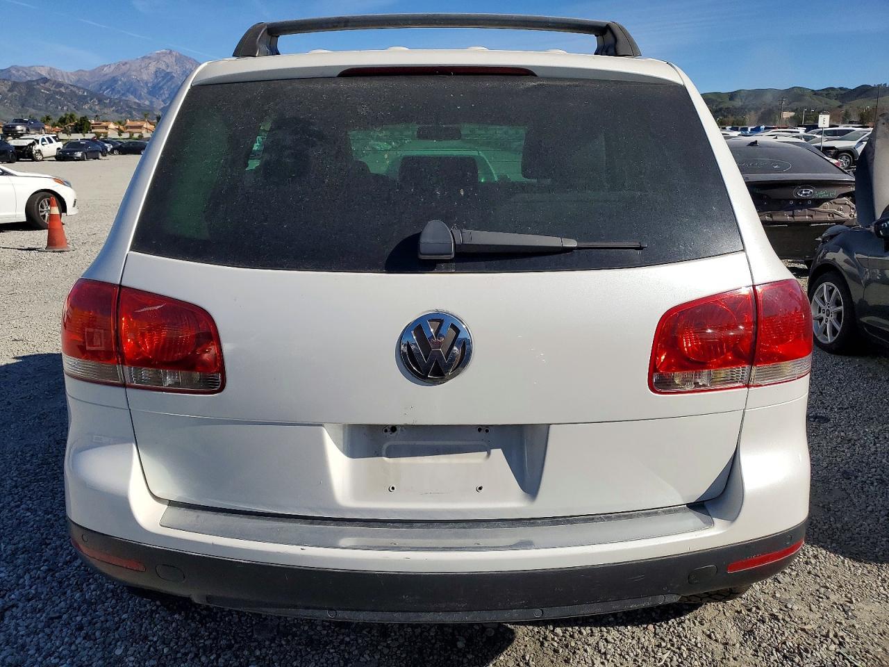2004 Volkswagen Touareg 4.2 - Image 6