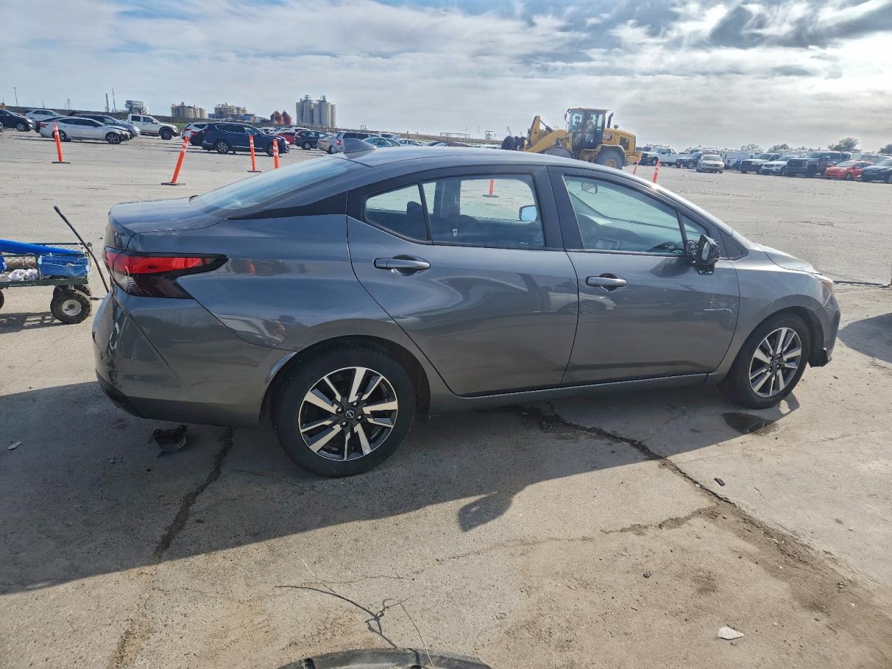 2025 Nissan Versa Sv - Фото 3