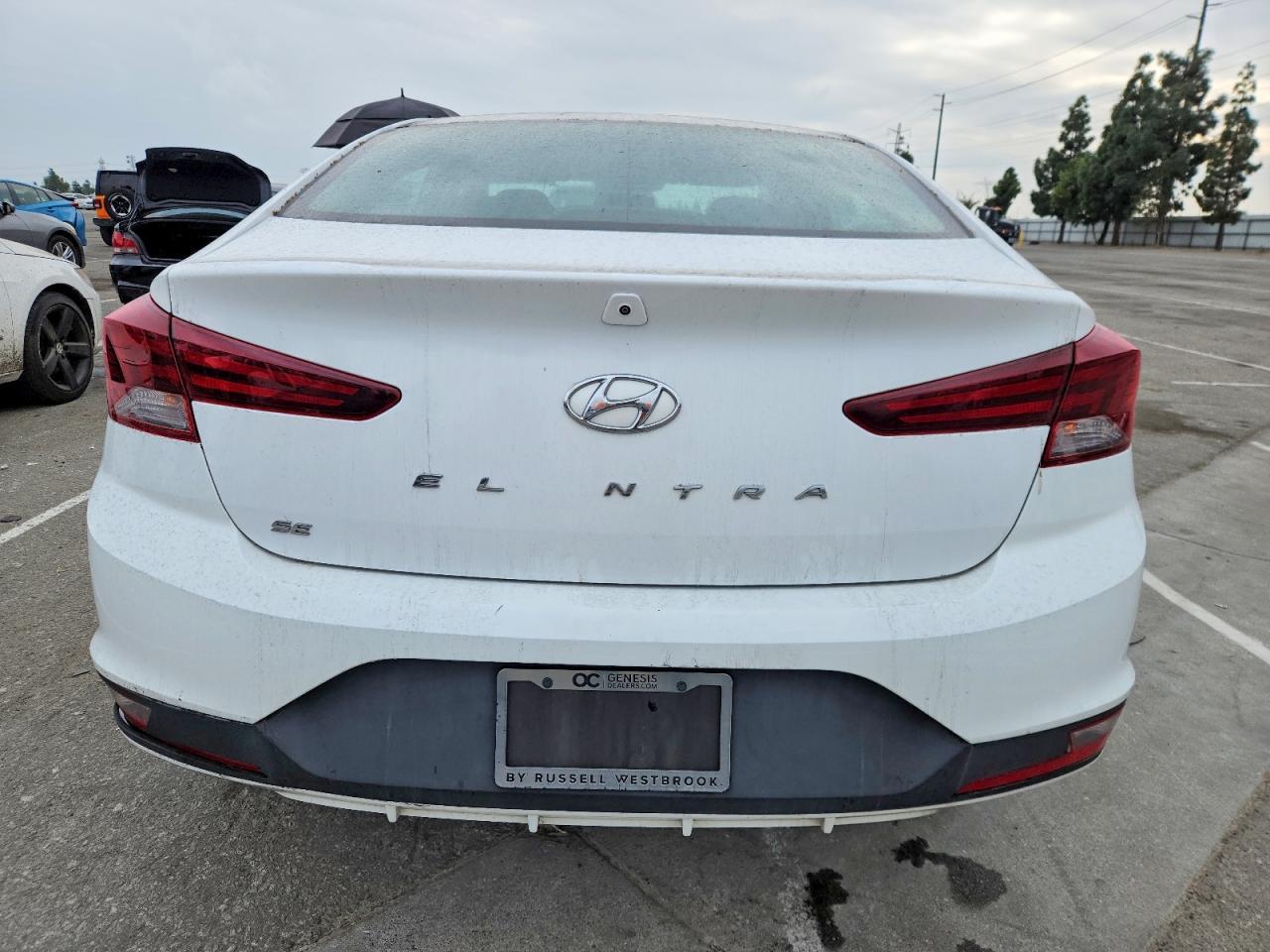 2019 Hyundai Elantra Se - Image 6