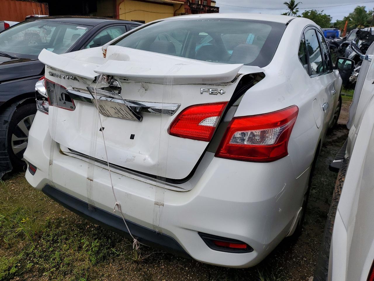 2016 Nissan Sentra S - Image 3
