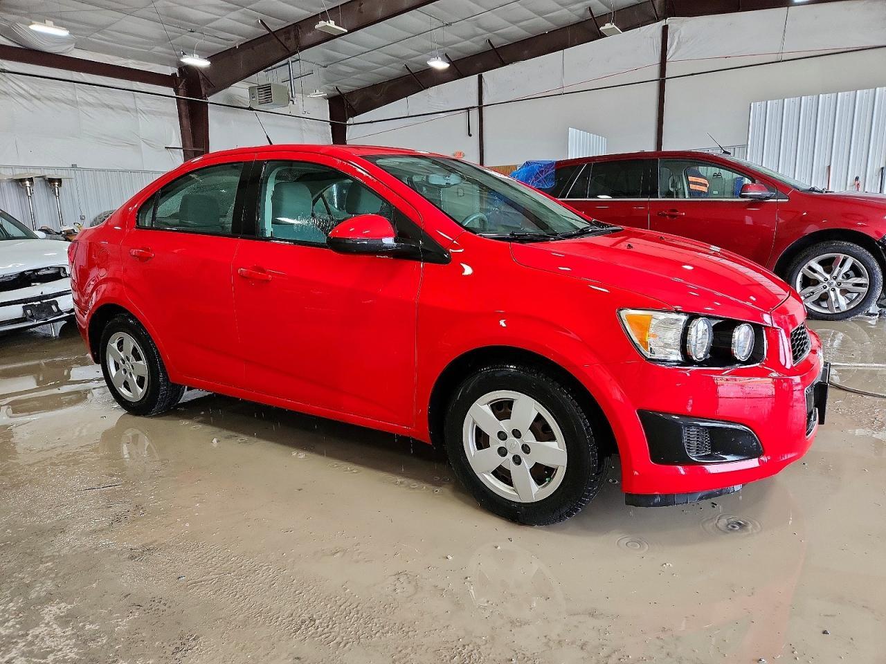 2014 Chevrolet Sonic Ls - Image 4