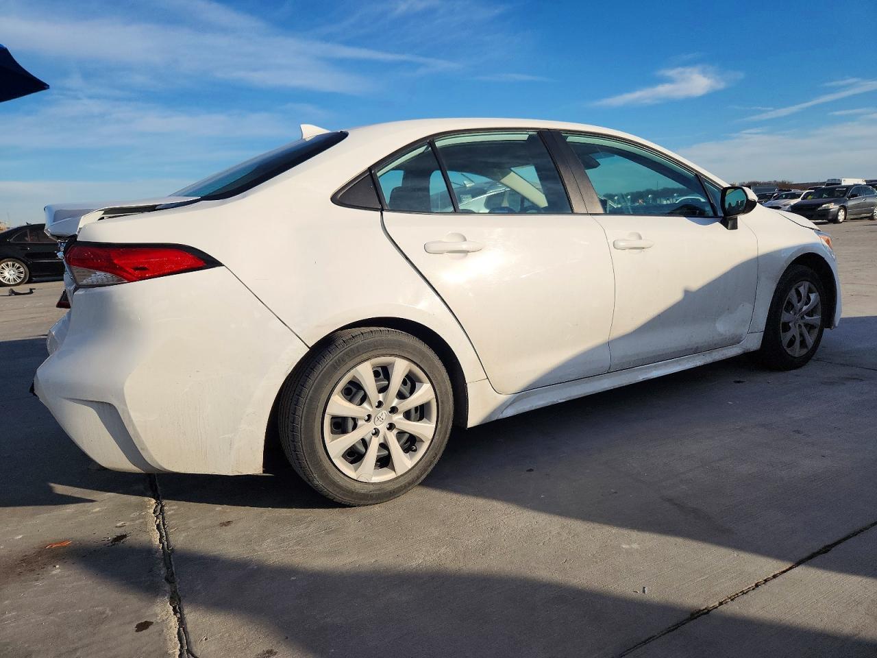 2022 Toyota Corolla Le - Фото 3