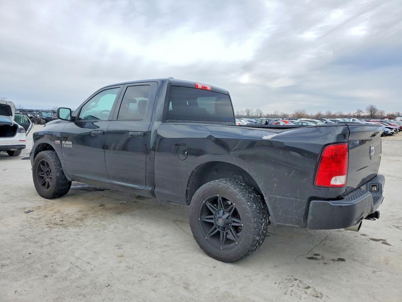 2015 Ram 1500 St - Image 2
