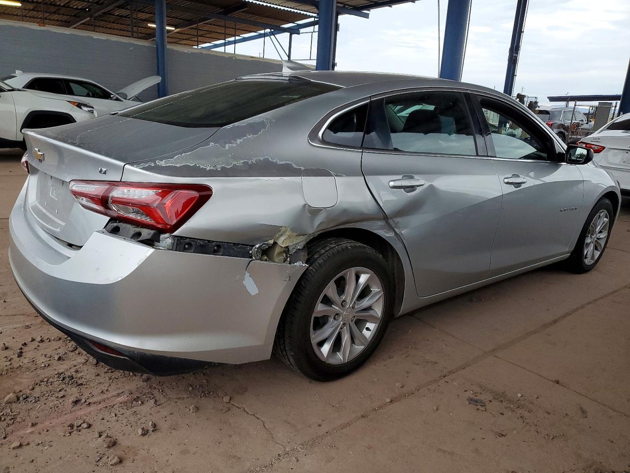 2019 Chevrolet Malibu Lt - Image 3