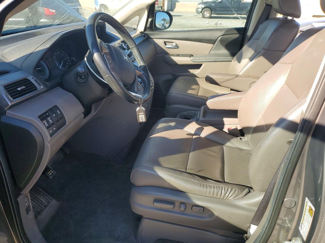 2014 Honda Odyssey Touring - Фото 7