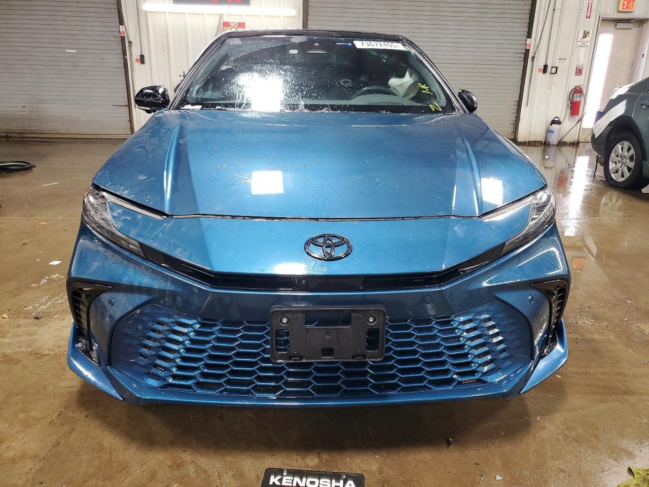 2025 Toyota Camry Xse - Фото 5