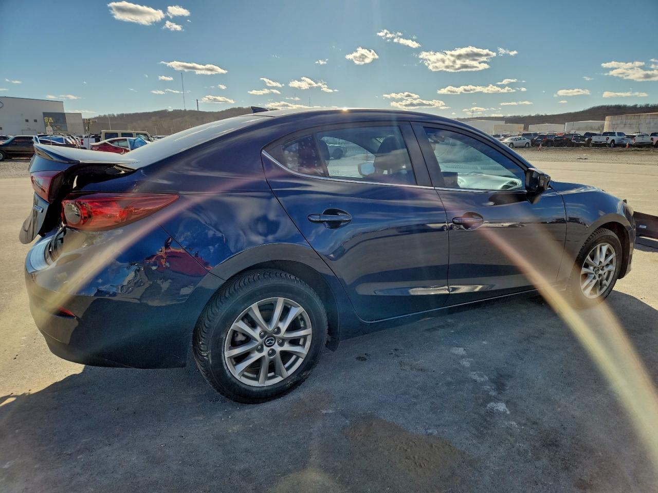 2016 Mazda 3 Touring - Фото 3