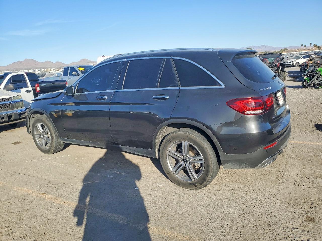 2022 Mercedes-Benz Glc 300 - Image 2