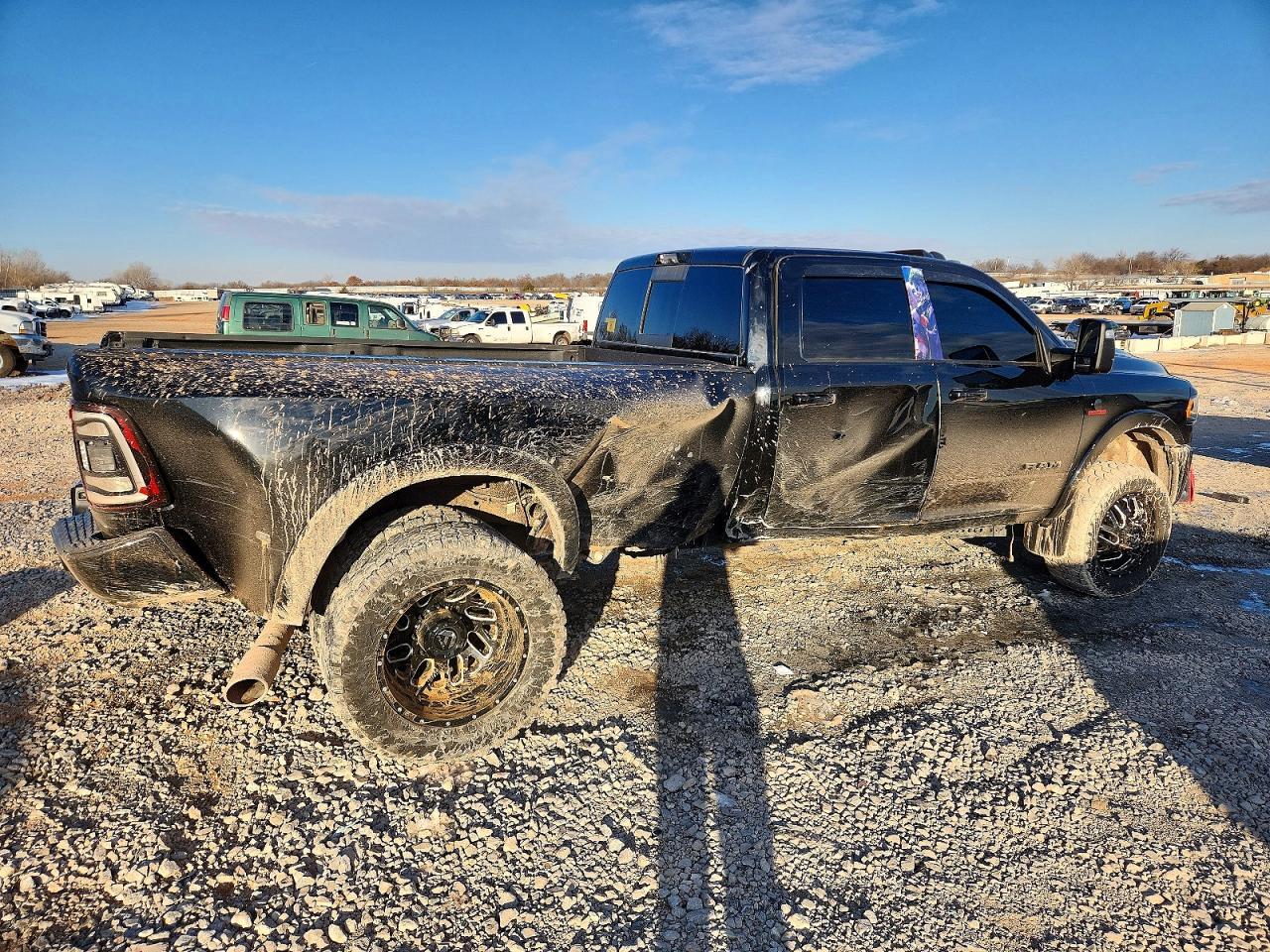 2023 Ram 3500 Limited - Фото 3