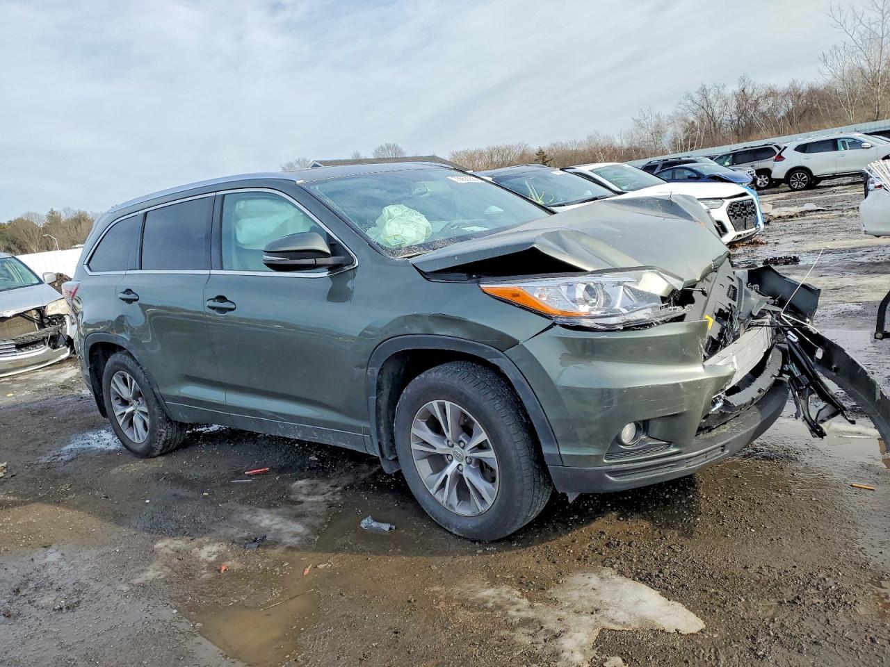 2015 Toyota Highlander Xle - Image 4