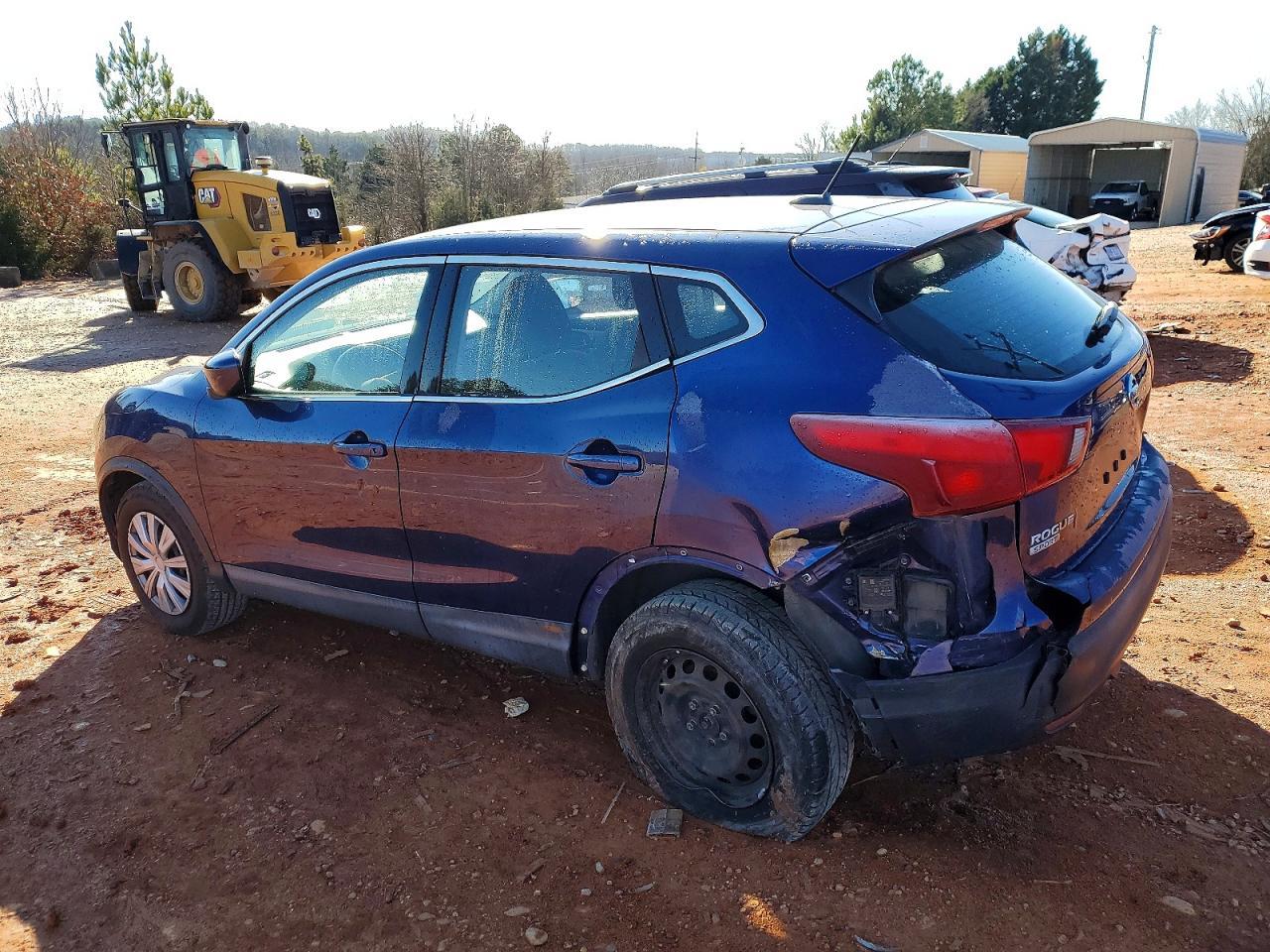 2019 Nissan Rogue Sport S - Фото 2