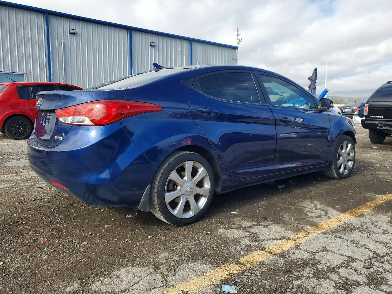 2013 Hyundai Elantra Limited - Фото 3