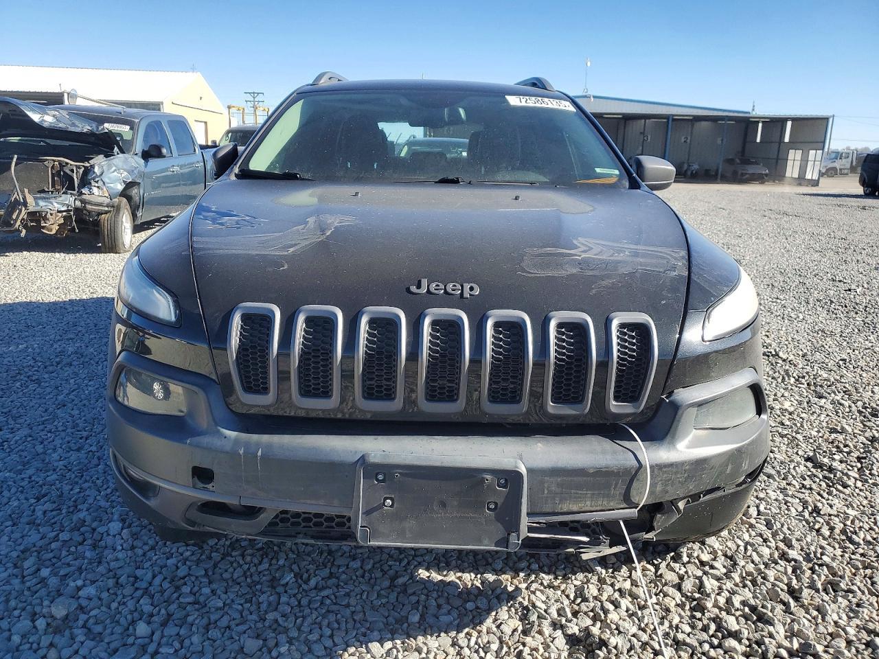 2015 Jeep Cherokee Trailhawk - Image 5